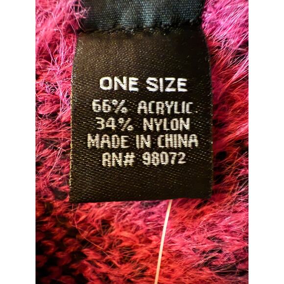 DKNY Fuzzy Animal Print Knit Scarf Pink One Size New with Tags - Picture 6 of 7